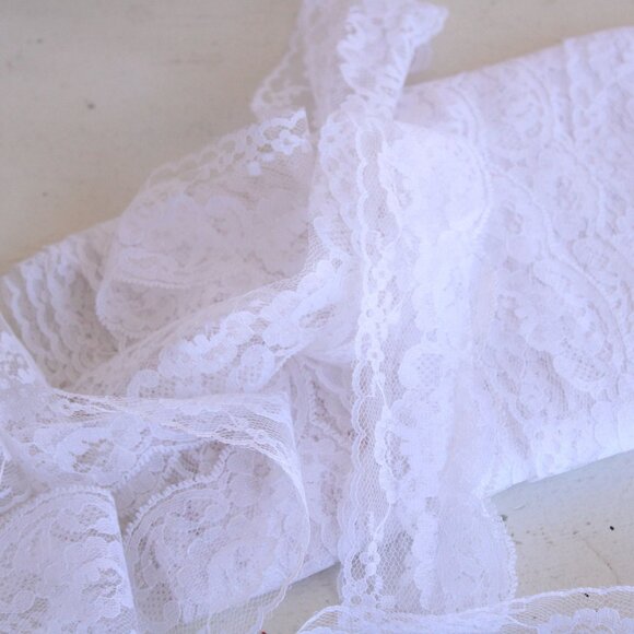 Vintage White Lace Trim, 3 Yards, 2.25" wide, Nylon, Sewing Supply - Picture 10 of 10